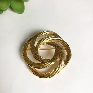 MONET Gold Tone Twisted Rope Flower Brooch Pin